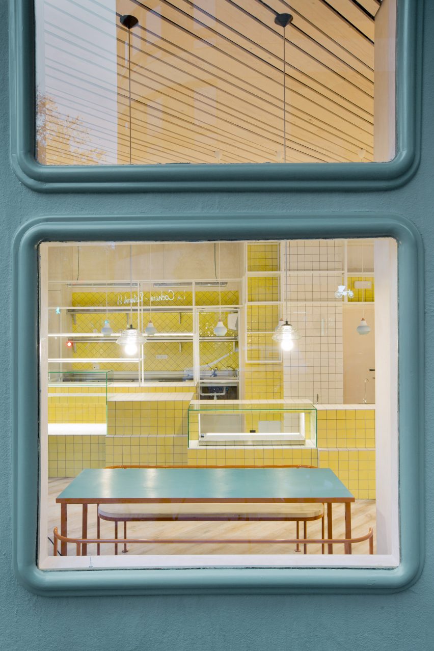 Juana Limón coffee shop by Lucas y Hernández-Gil