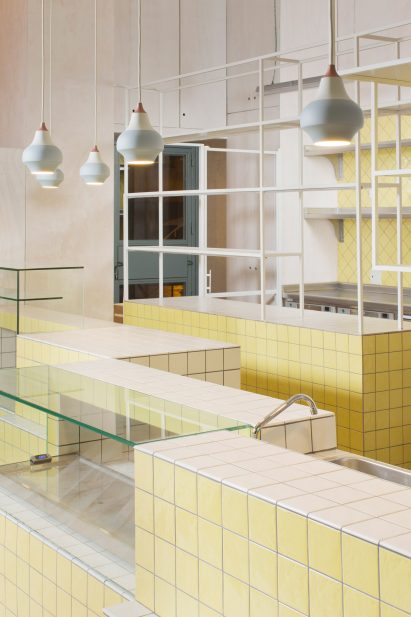 Juana Limón coffee shop by Lucas y Hernández-Gil