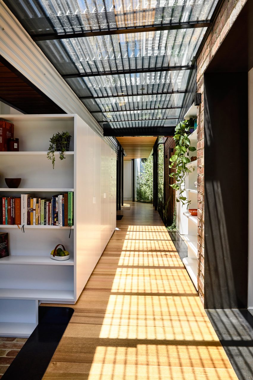 King Bill house by Austin Maynard Architects