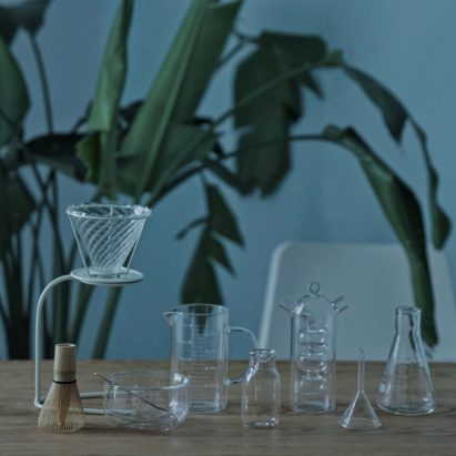 Ying Wang’s tea ceremony installation makes bioplastic using milk and vinegar