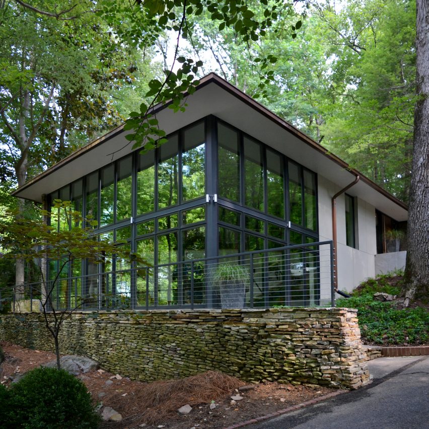 Mountain Brook Residence by Design Initiative