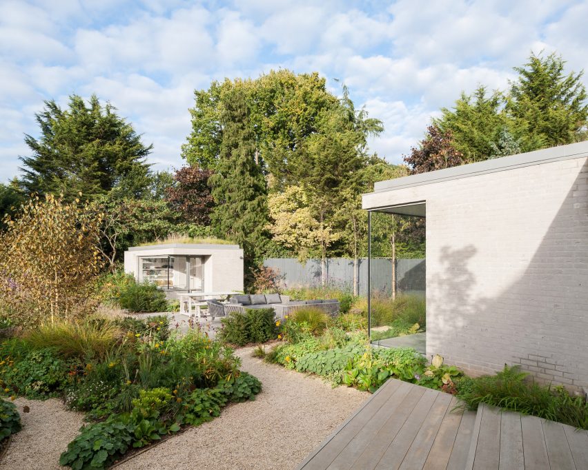 Oatlands Close by Soup Architects