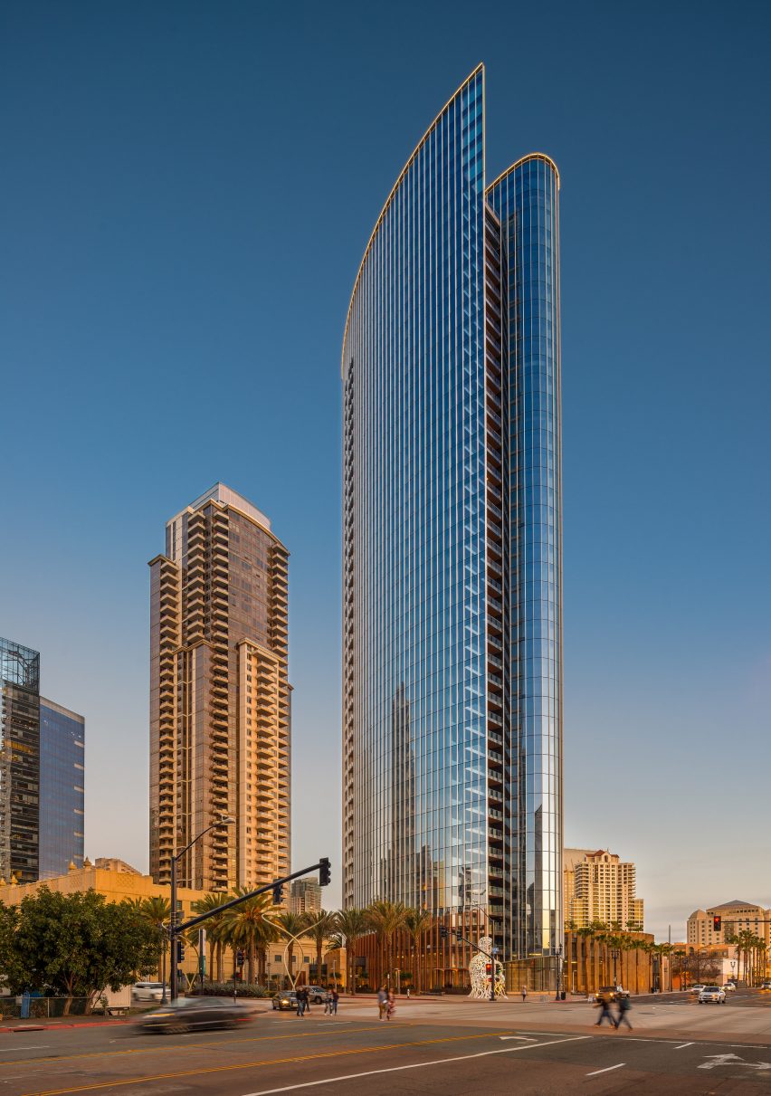 Pacific Gate by Bosa