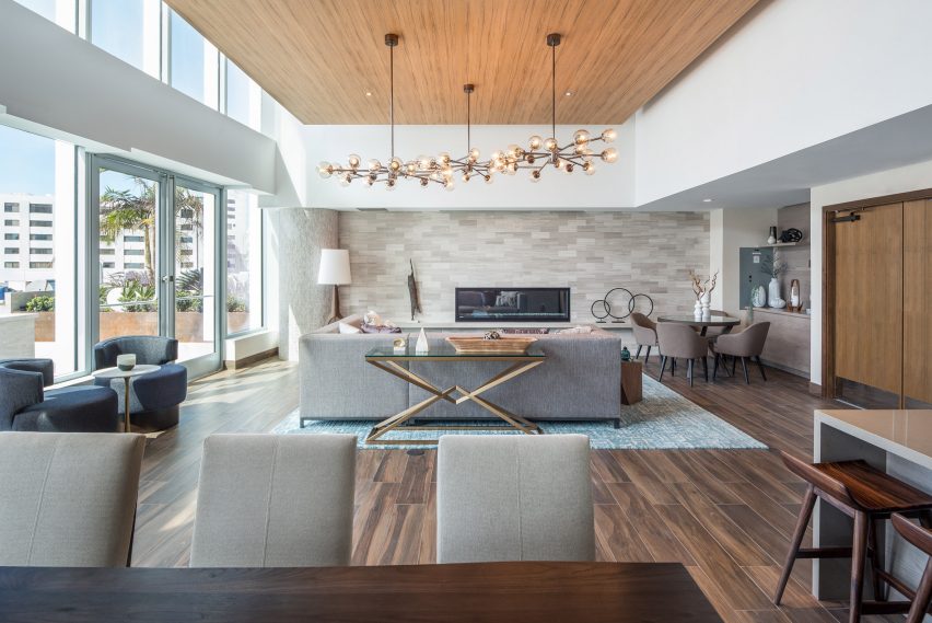 Pacific Gate by Bosa