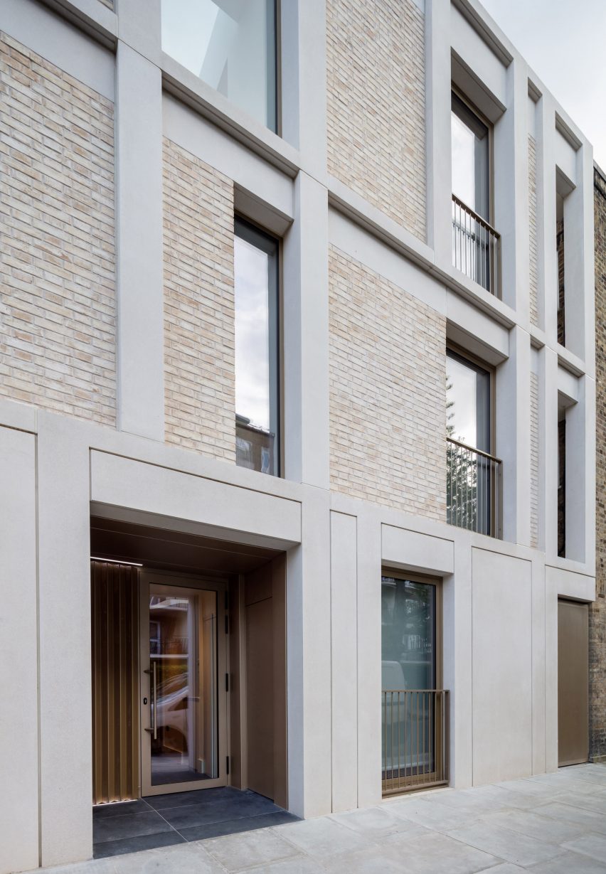 Haptic Architects completes contemporary apartment block in Chelsea conservation area