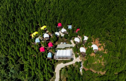 South Korean glamping resort offers holidaymakers a touch of “minimalist luxury”