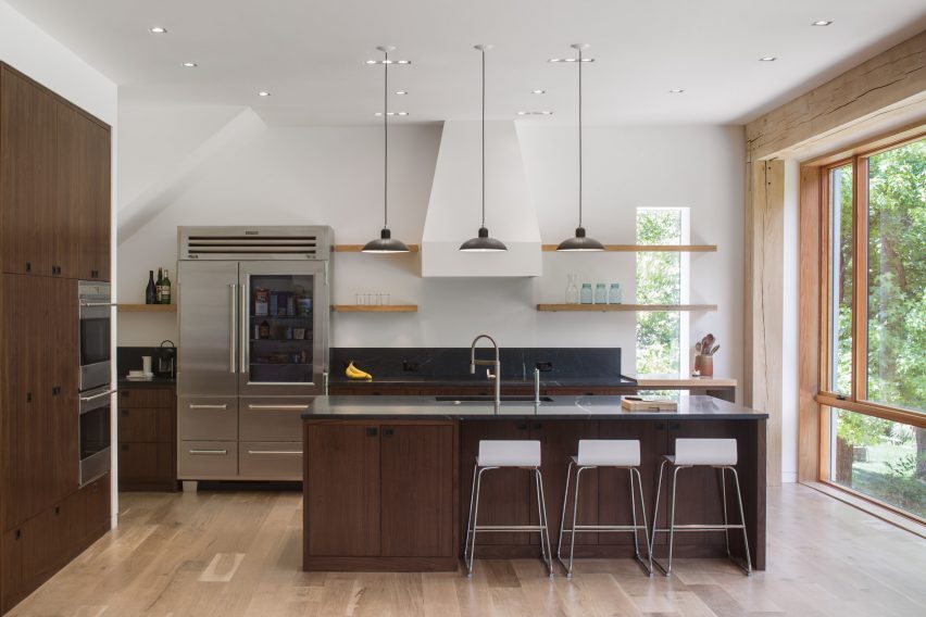Sullivan House by Jonathan Barnes Architectural Design