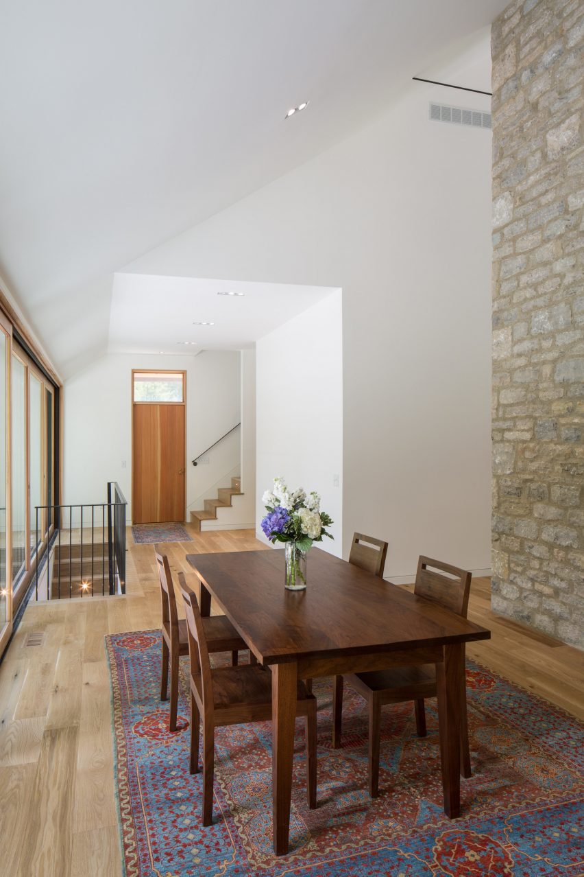Sullivan House by Jonathan Barnes Architectural Design