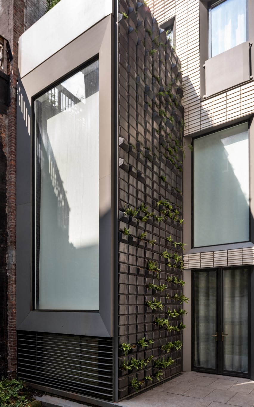 Upper East Side Townhouse by MKCA