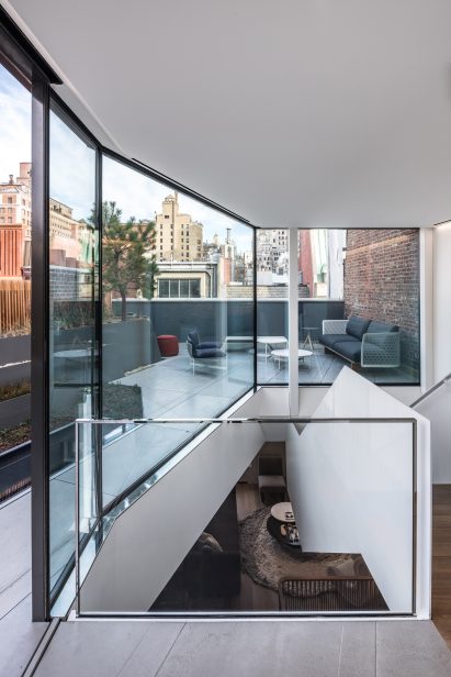 Upper East Side Townhouse by MKCA
