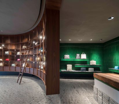 Valextra showroom by Neri&Hu