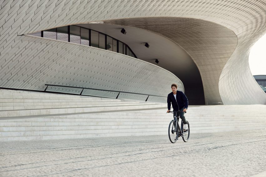 VanMoof launches lock-free Electrified bike that can "take care of itself"
