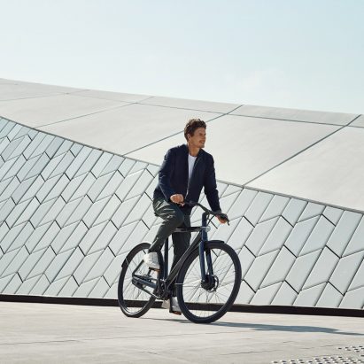 VanMoof launches lock-free Electrified bike that can "take care of itself"
