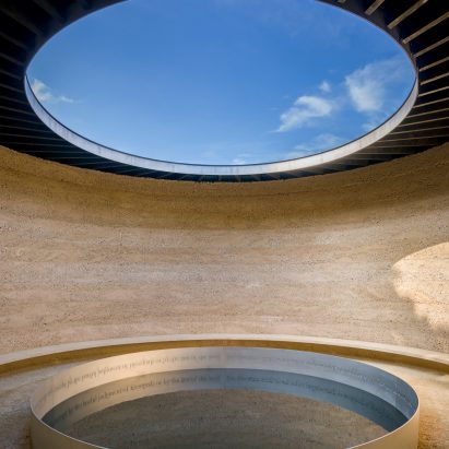 Writ in Water by Mark Wallinger x Studio Octopi, photo by Andrew Butler