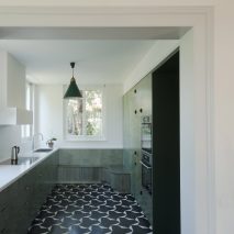 1930s villa by Bureau Brisson Architectes