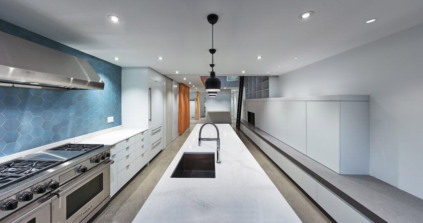Atrium Townhome by Robitalle Curtis
