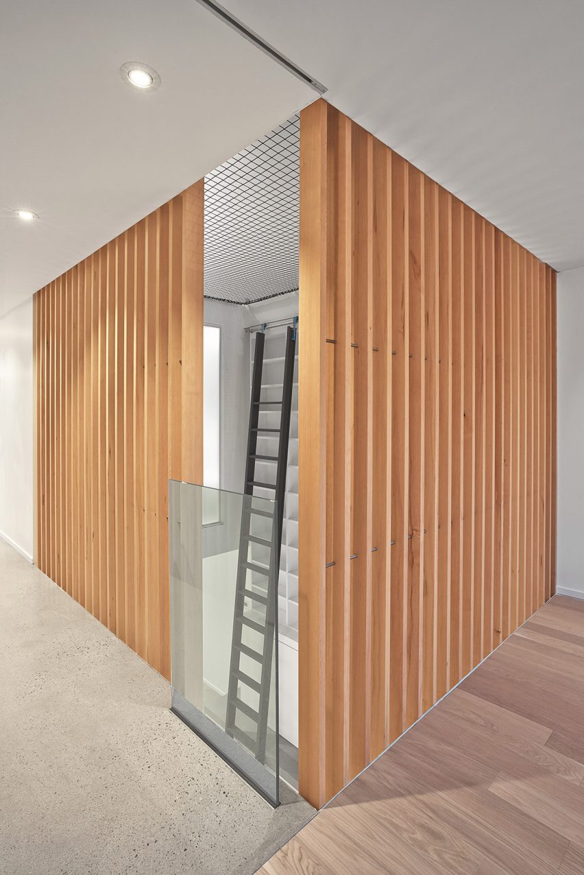 Atrium Townhome by Robitalle Curtis