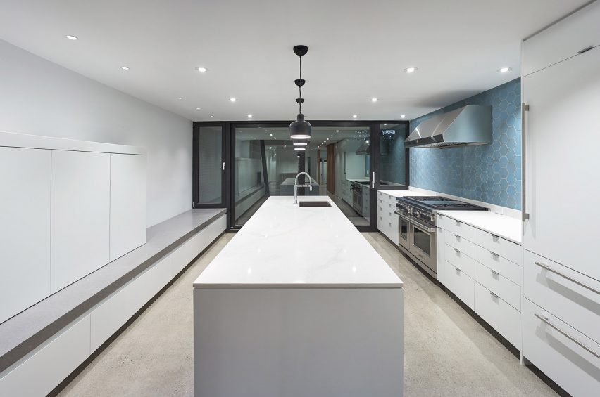 Atrium Townhome by Robitalle Curtis