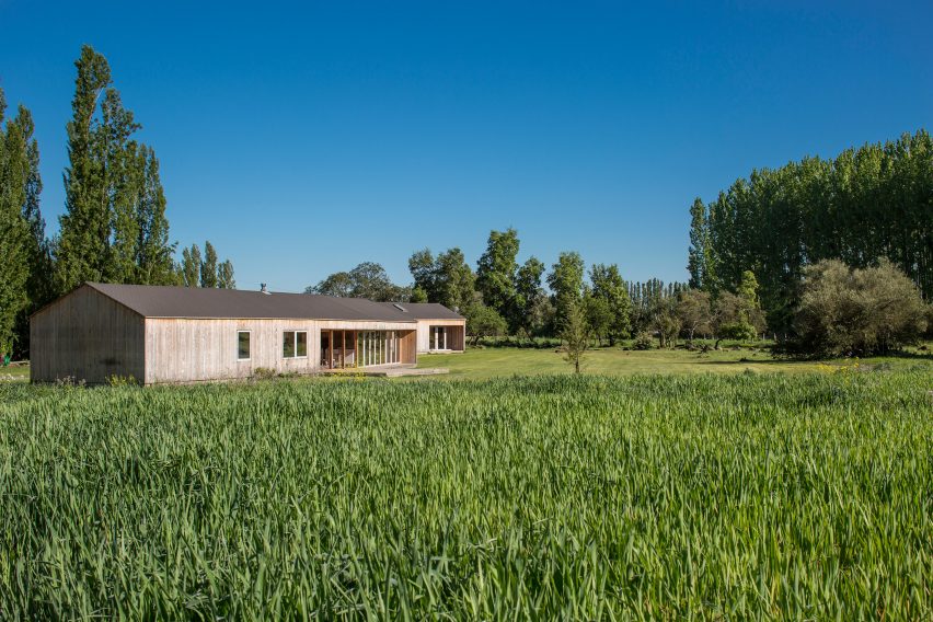Casa Camilo by Ignacio Correa Arquitecto