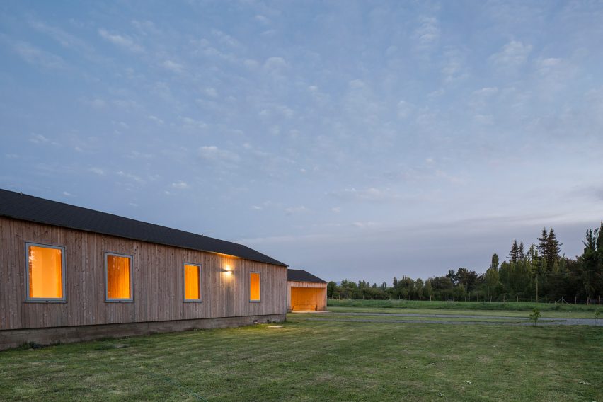 Casa Camilo by Ignacio Correa Arquitecto