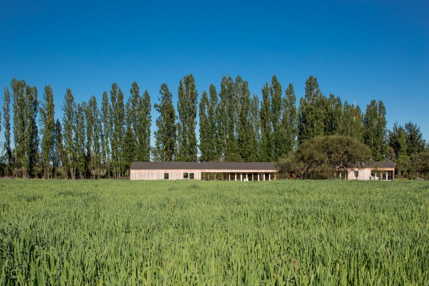 Casa Camilo by Ignacio Correa Arquitecto