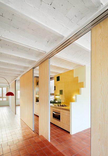Escolano + Steegmann create apartment that recalls rooftops of Barcelona