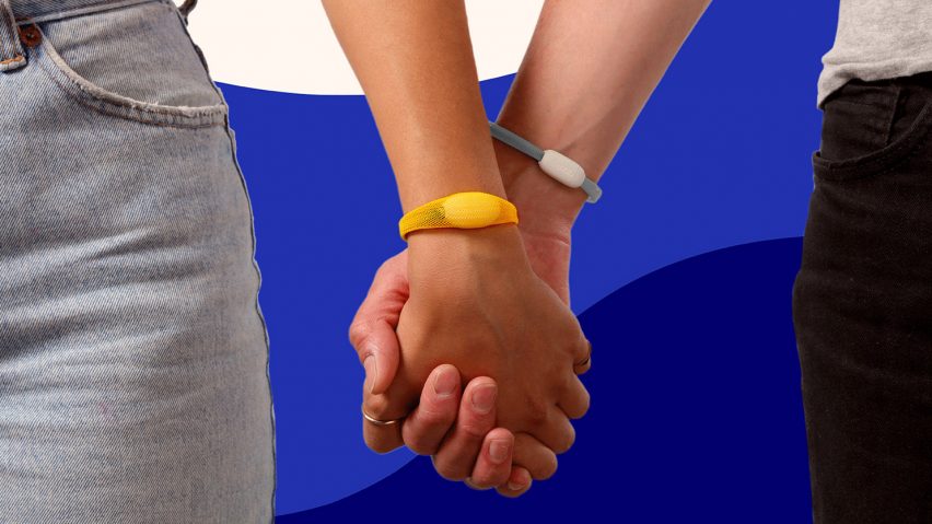 New Deal Design Buzz wearable