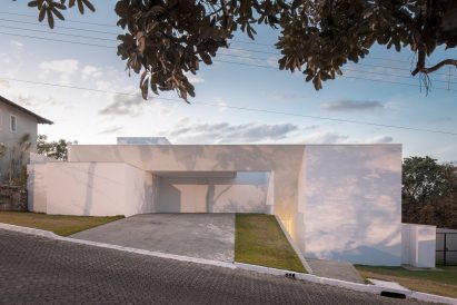 Cora House by Bloco Arquitetos