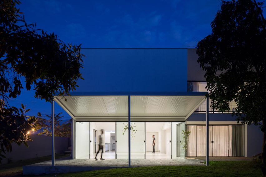 Cora House by Bloco Arquitetos