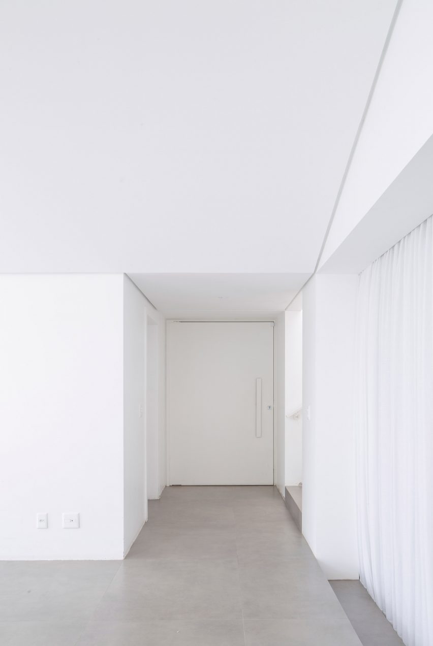 Cora House by Bloco Arquitetos