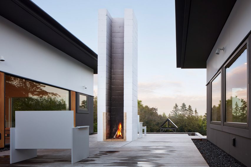 Deloia House by Salmela Architect