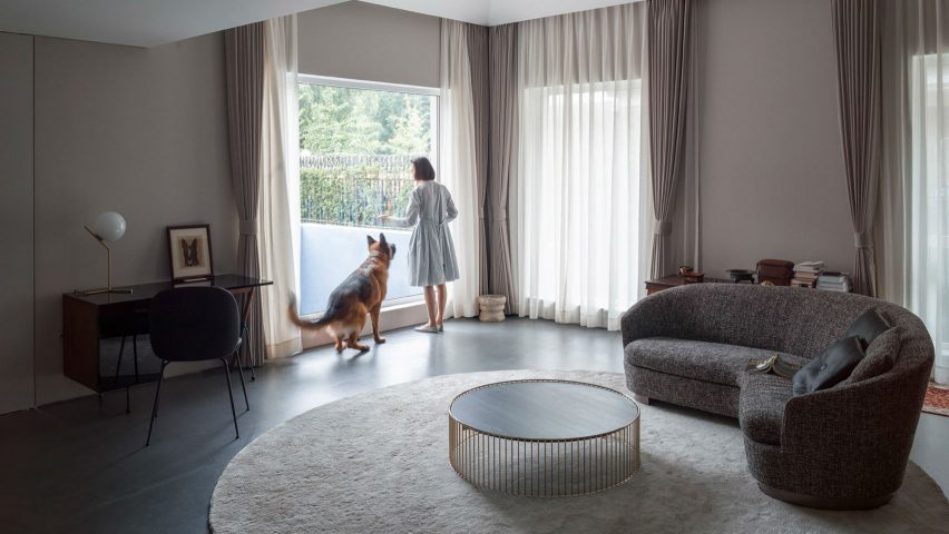 Latest Dezeen Weekly features a chainless bike and a house for a disabled dog