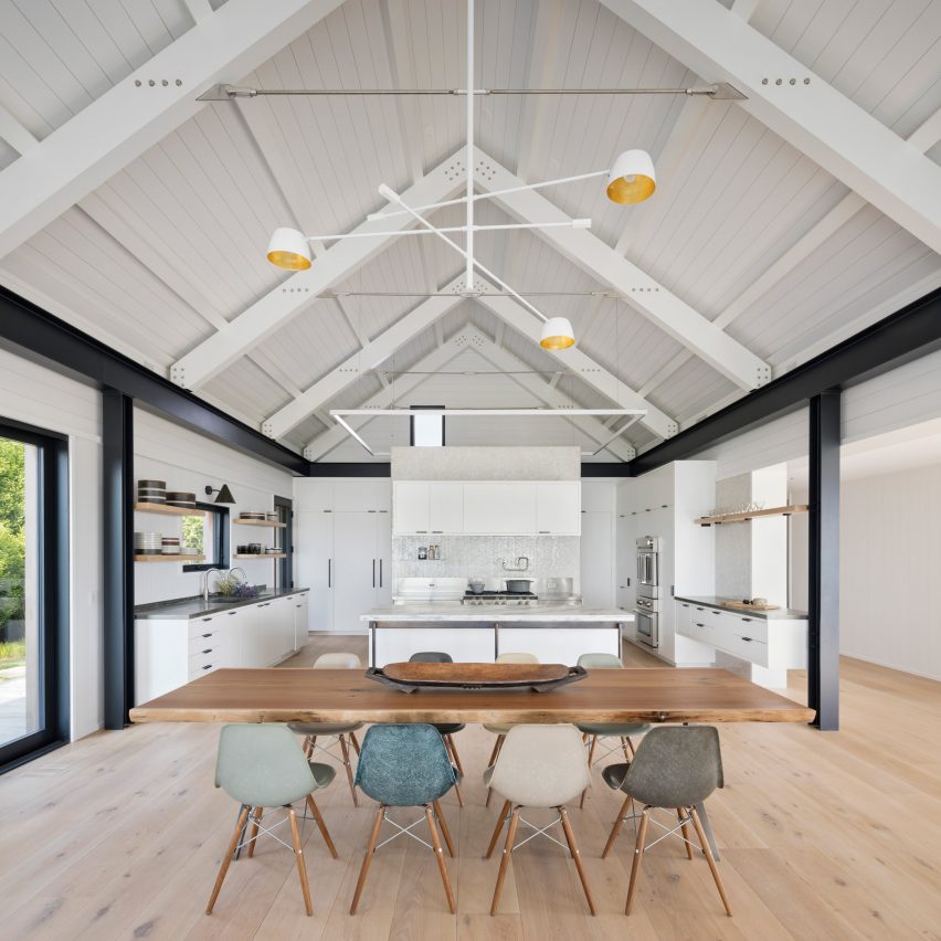 East Lake House by Robert Young Architects