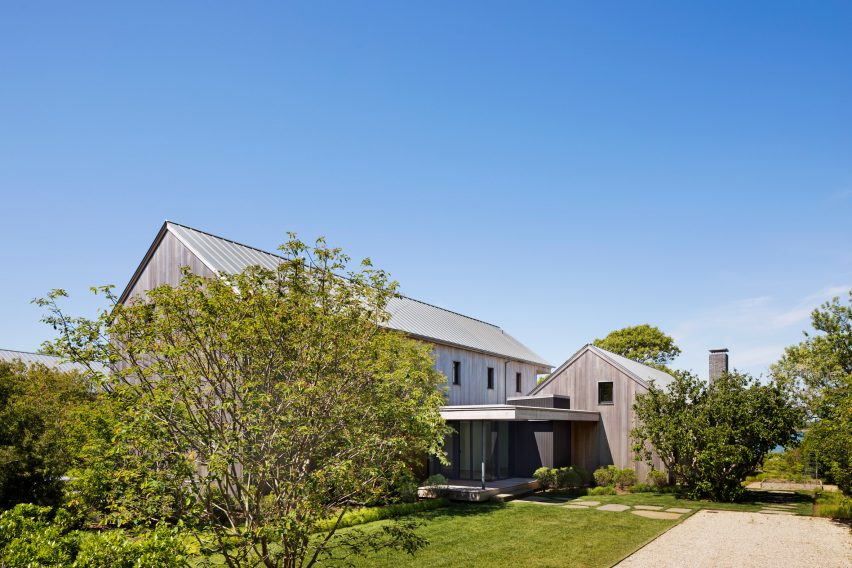 East Lake House by Robert Young Architects