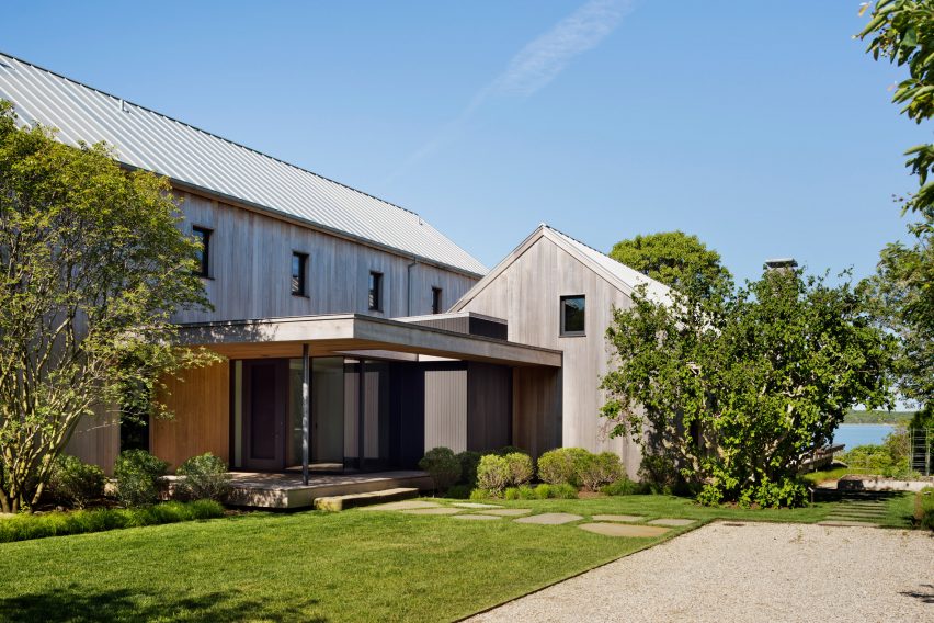 East Lake House by Robert Young Architects