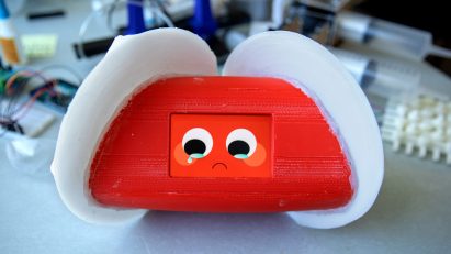 Cornell University make feeling robot