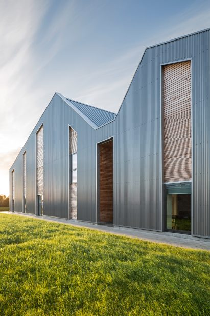 Equine Diagnostics Centre at Edinburgh University by Sheppard Robson