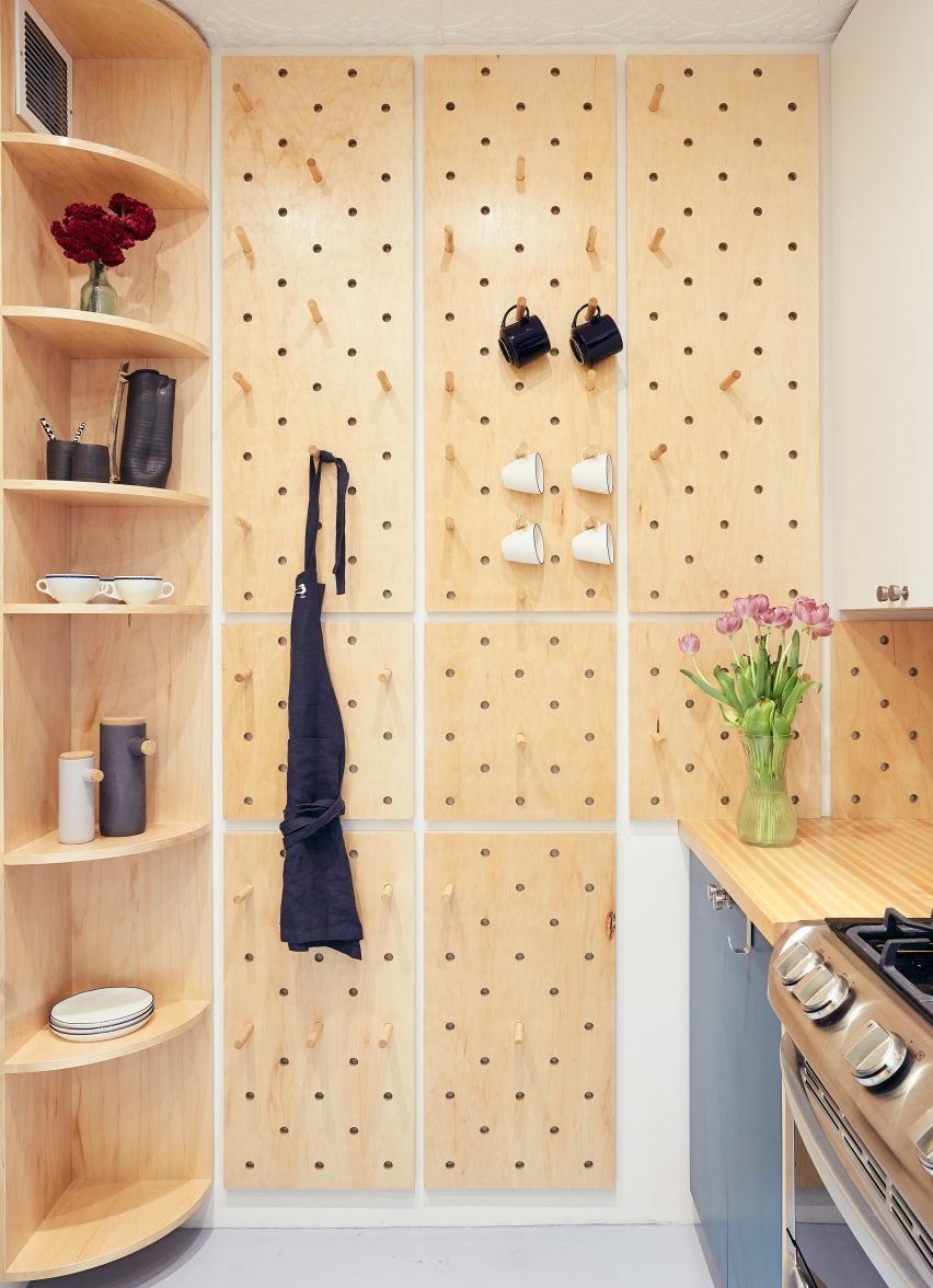 Fifth Avenue Kitchen by Handwerk Art and Design