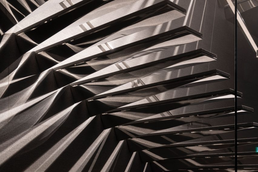Foster + Partners Apple Store Milan. Photos by Nigel Young