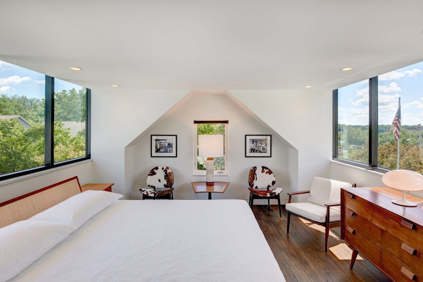 Foster Road Retreat by Neumann Monson Architects
