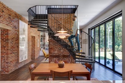 Foster Road Retreat by Neumann Monson Architects