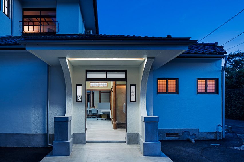 Hojo Sanci office by Jo Nagasaka/Schemata Architects