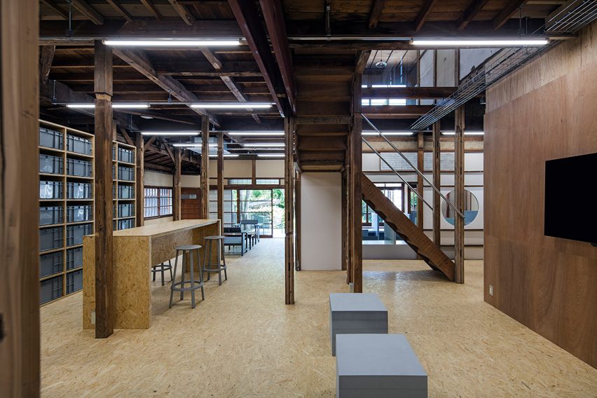 Hojo Sanci office by Jo Nagasaka/Schemata Architects