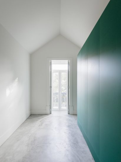 Hostel in Parede by Aurora Arquitectos
