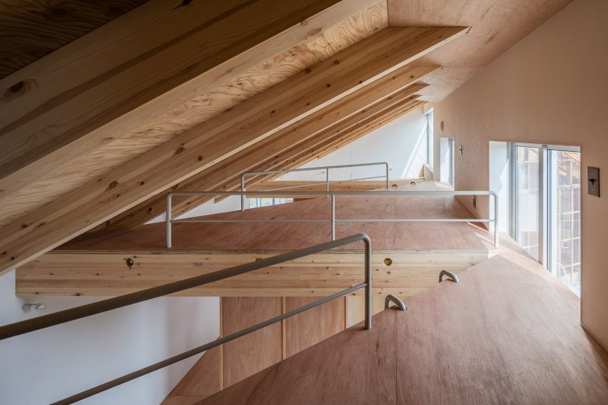 House in Nakauchi by Snark