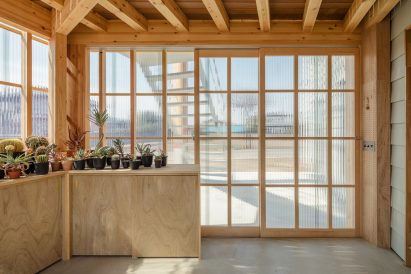 House in Nakauchi by Snark