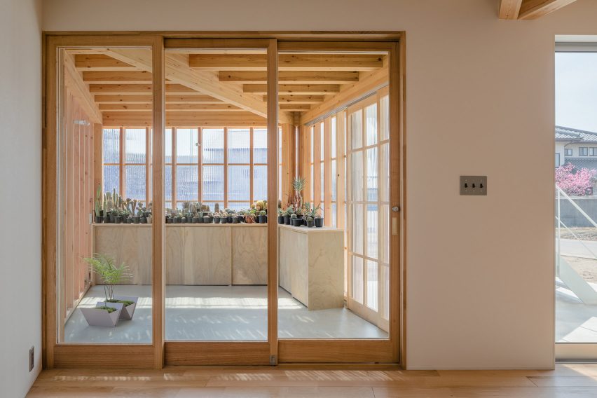 House in Nakauchi by Snark