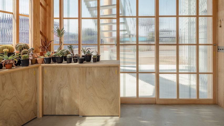 House in Nakauchi by Snark