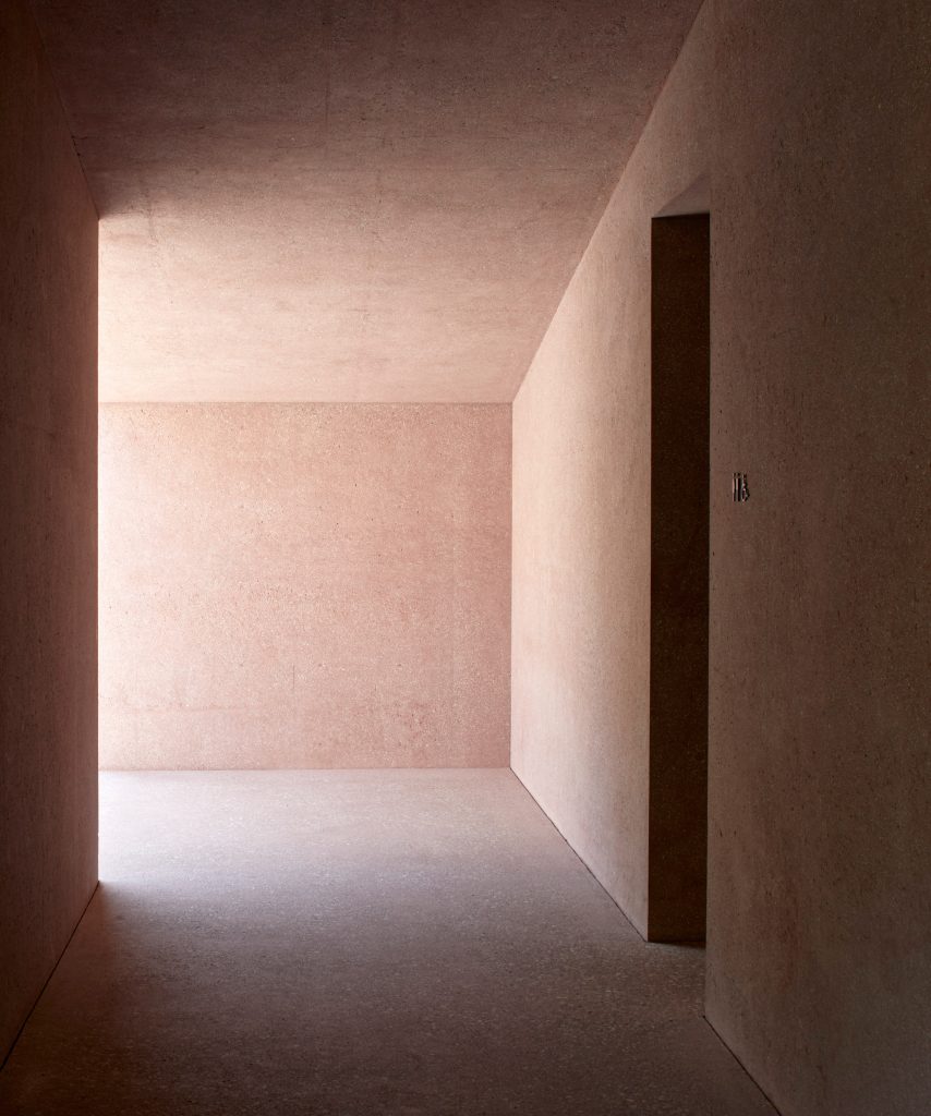 David Chipperfield Architects completes visitor centre and chapel at Inagawa Cemetery