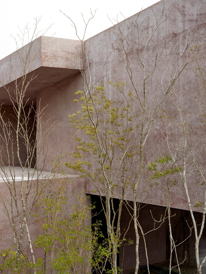 David Chipperfield Architects completes visitor centre and chapel at Inagawa Cemetery